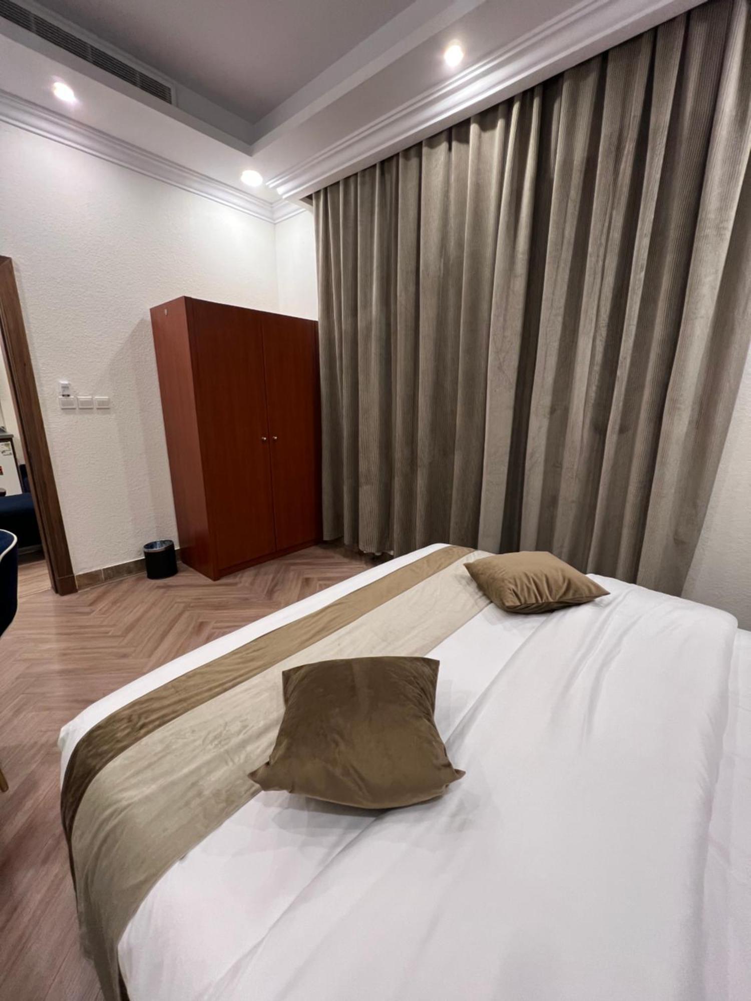 Smayah Hotel Ar Riyad Esterno foto