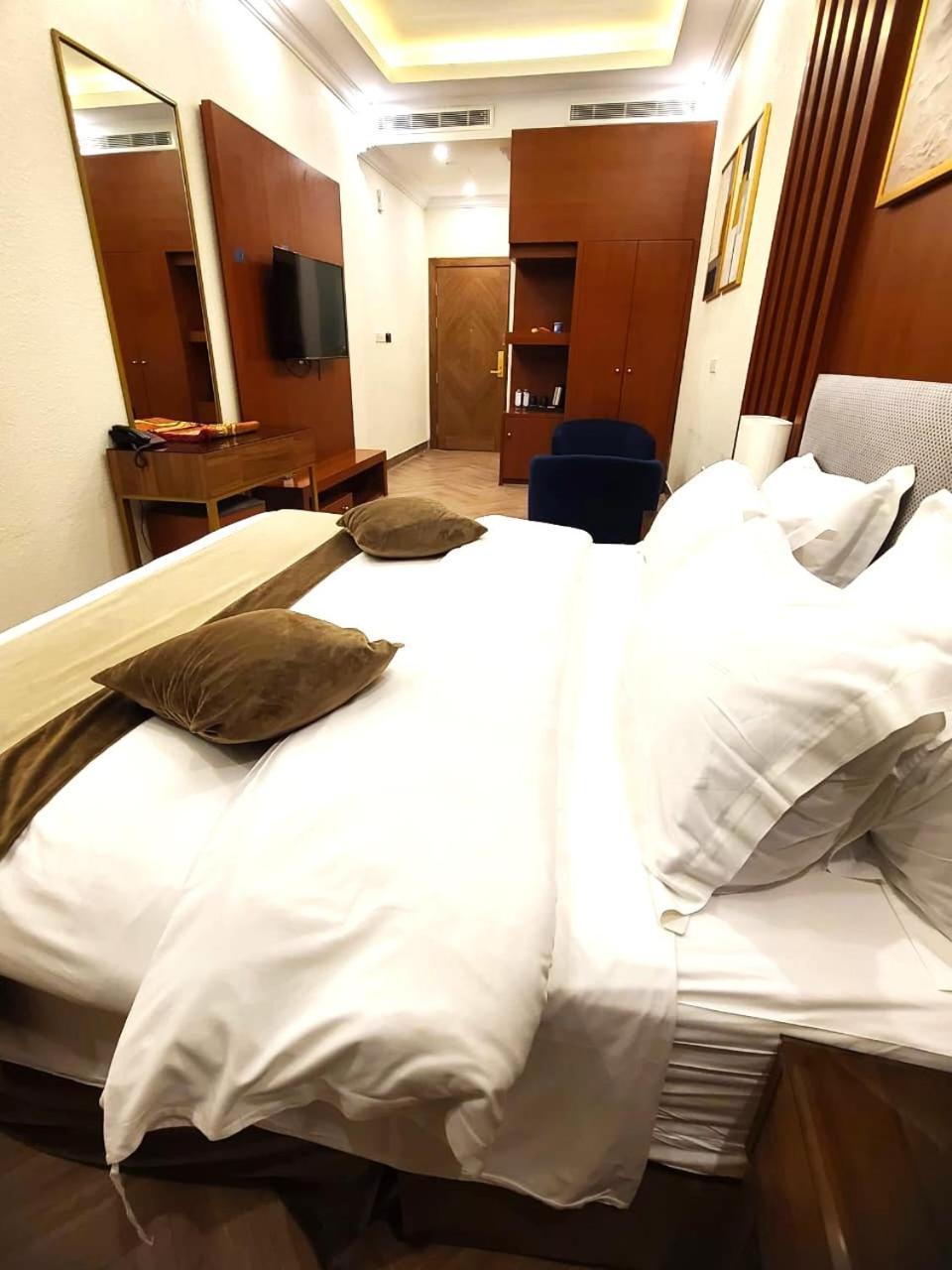 Smayah Hotel Ar Riyad Esterno foto